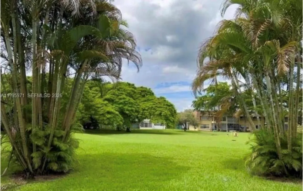 609 S STATE ROAD 7 #2D Margate, FL 33068