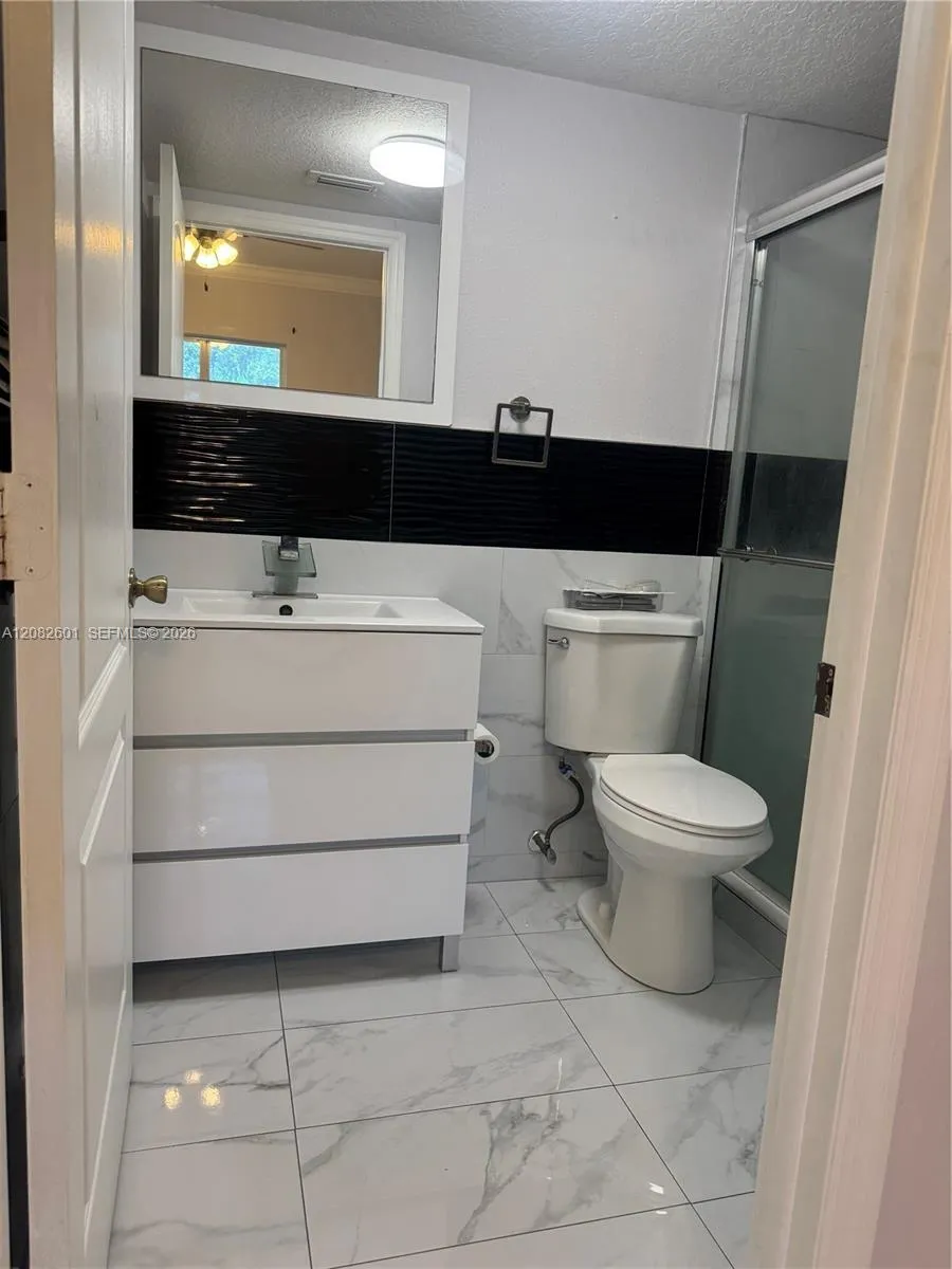 8380 NW 103rd St #105G Hialeah Gardens, FL 33016