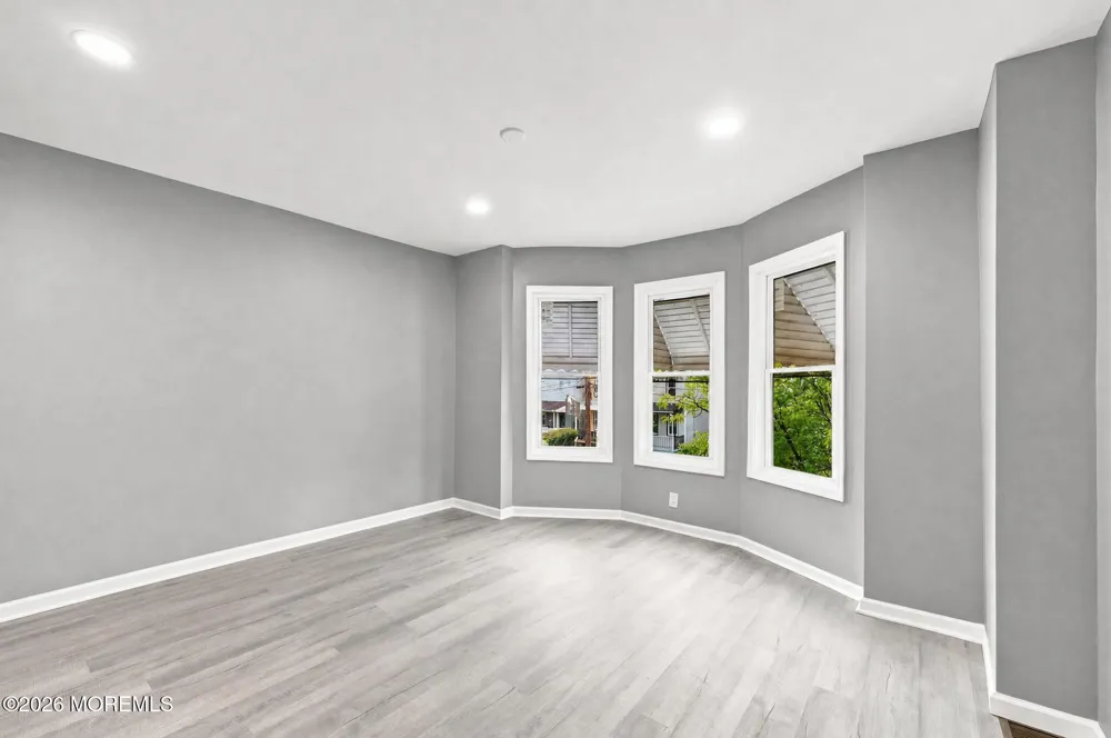 320 Rutherford Avenue Trenton, NJ 08618