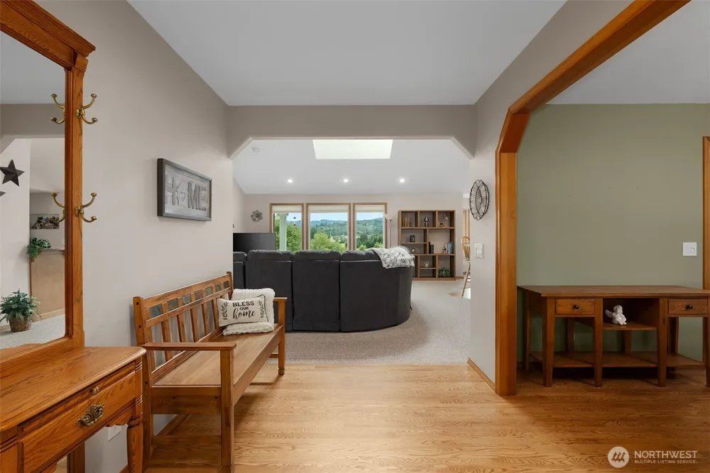 15 Penny Lane Raymond, WA 98577