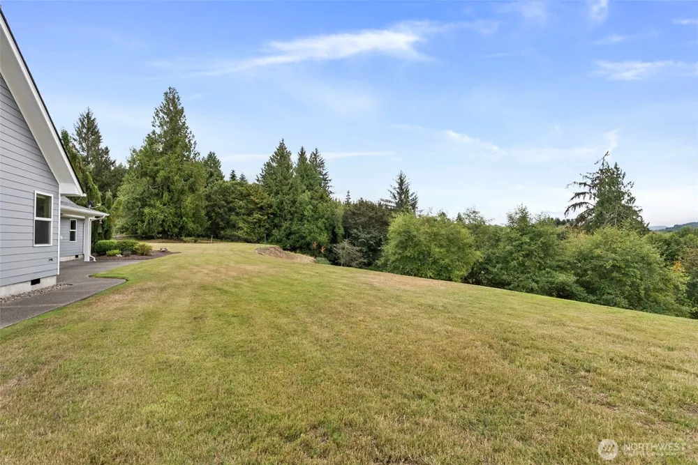 15 Penny Lane Raymond, WA 98577