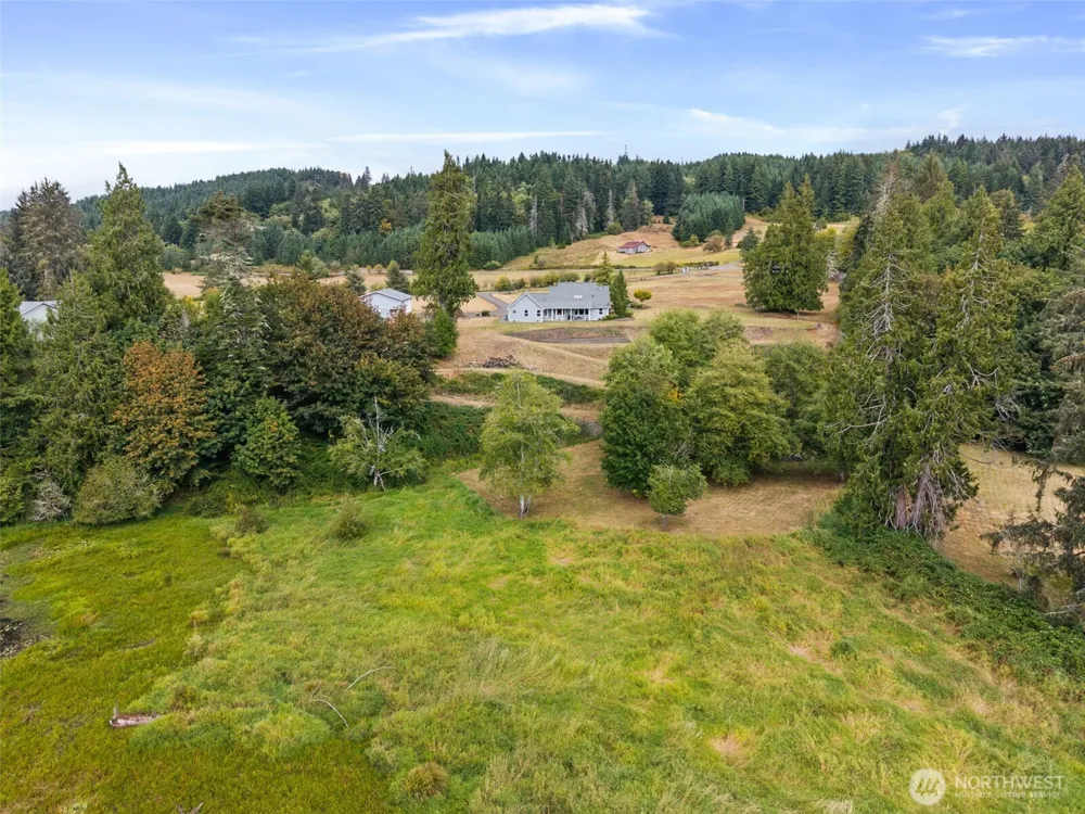 15 Penny Lane Raymond, WA 98577