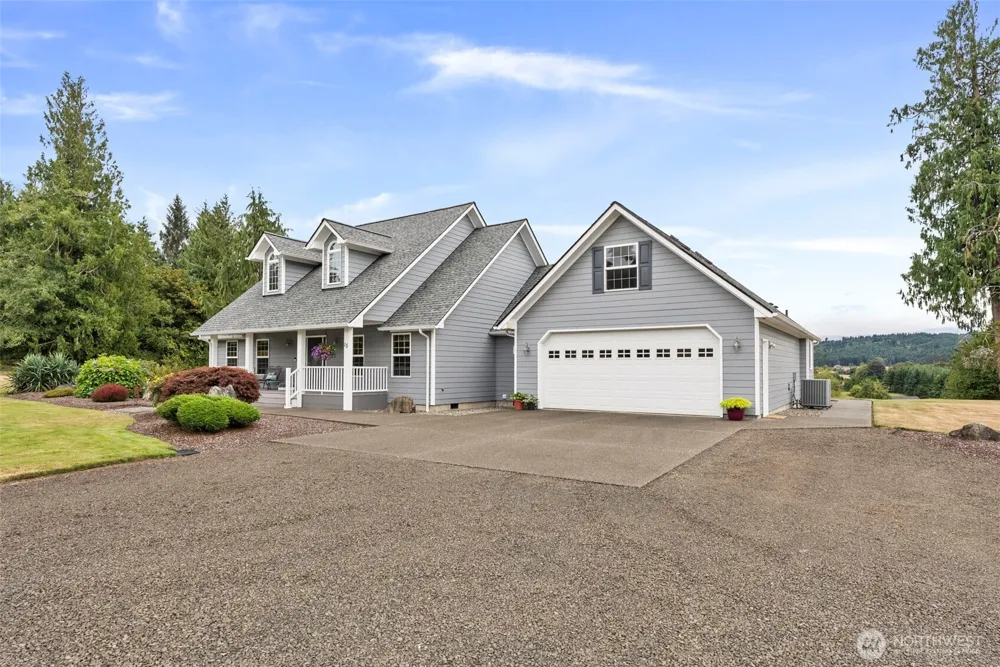 15 Penny Lane Raymond, WA 98577