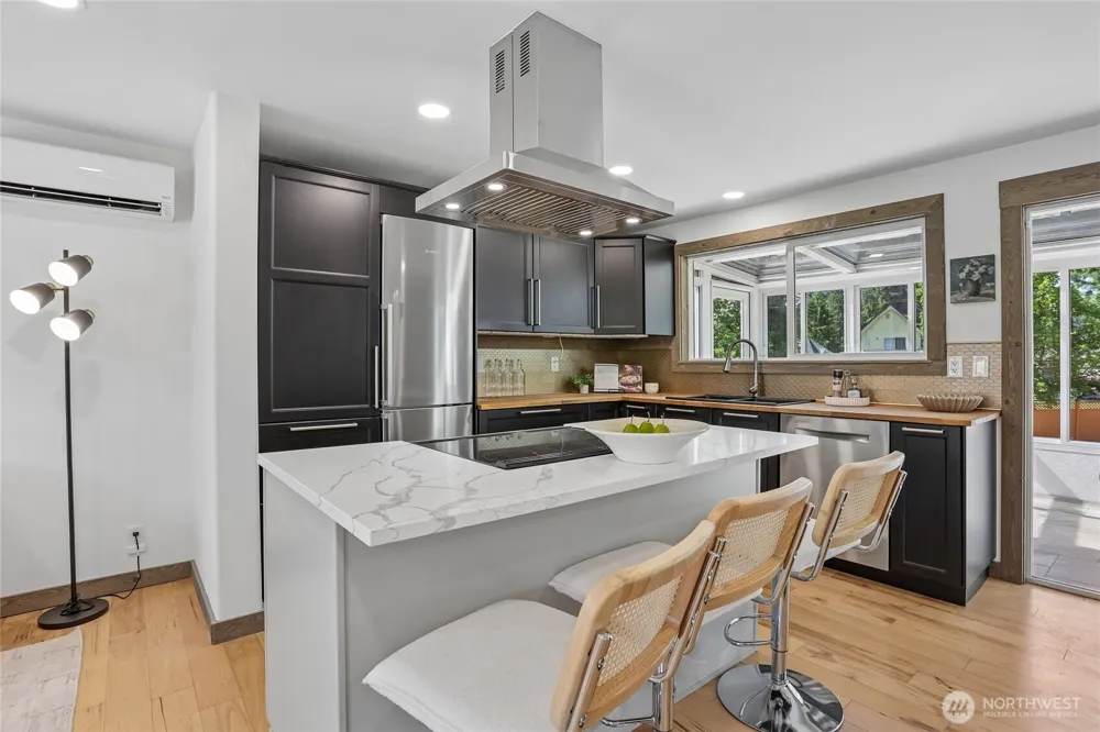 2002 211th Place SW Lynnwood, WA 98036