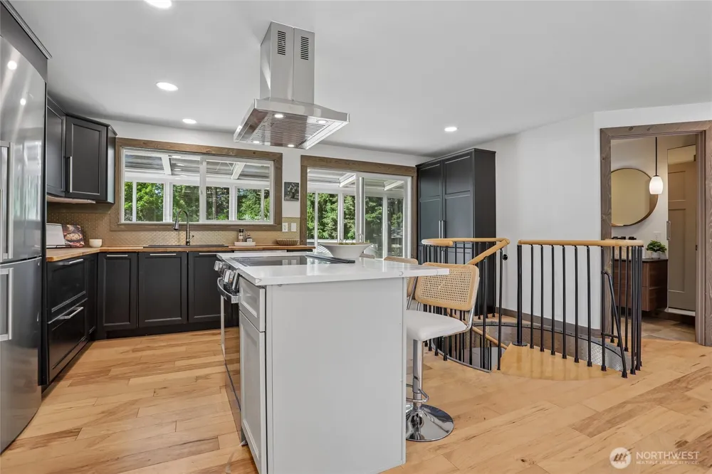 2002 211th Place SW Lynnwood, WA 98036