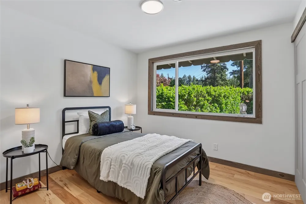 2002 211th Place SW Lynnwood, WA 98036