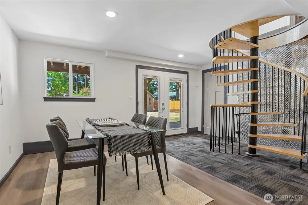 2002 211th Place SW Lynnwood, WA 98036