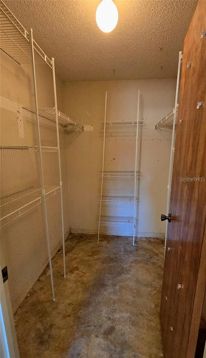 11346 CIRCLE WAY Leesburg, FL 34788