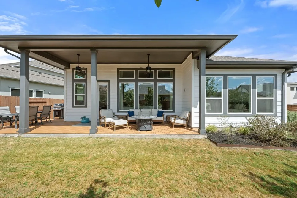 8324 Looksee Lane Austin, TX 78744