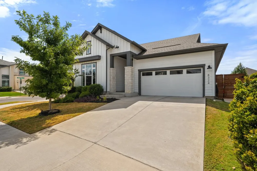 8324 Looksee Lane Austin, TX 78744