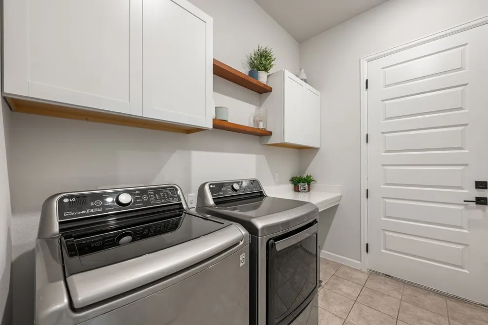 8324 Looksee Lane Austin, TX 78744