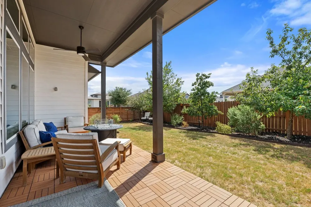 8324 Looksee Lane Austin, TX 78744
