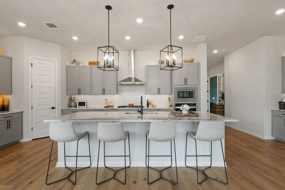 8324 Looksee Lane Austin, TX 78744