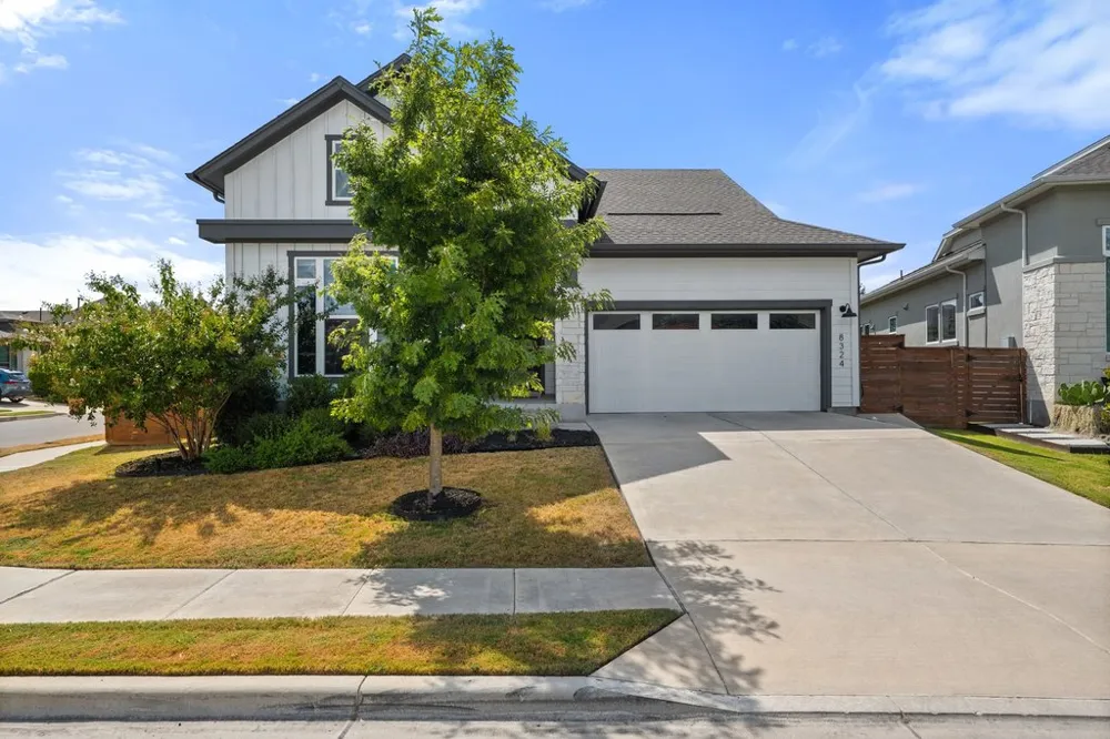 8324 Looksee Lane Austin, TX 78744