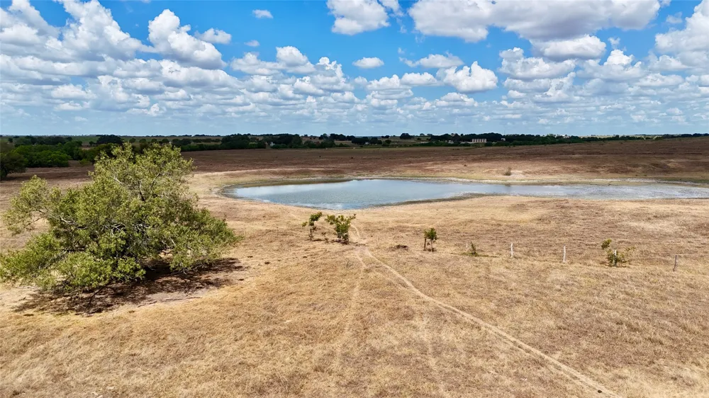 Fm 1891 Shiner, TX 77984