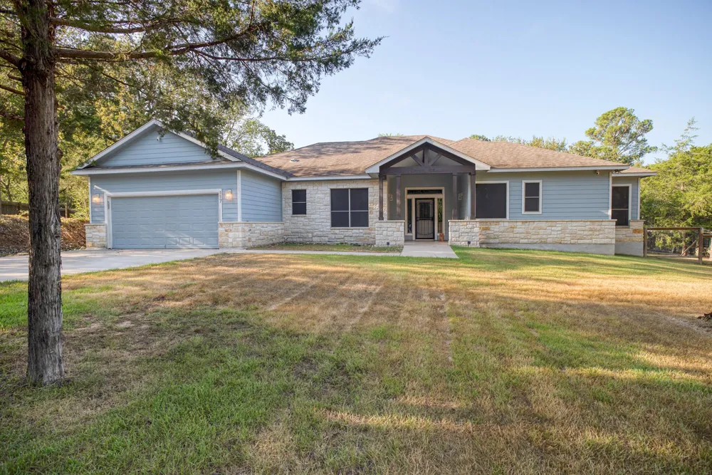 117 W Kamoi Court Bastrop, TX 78602