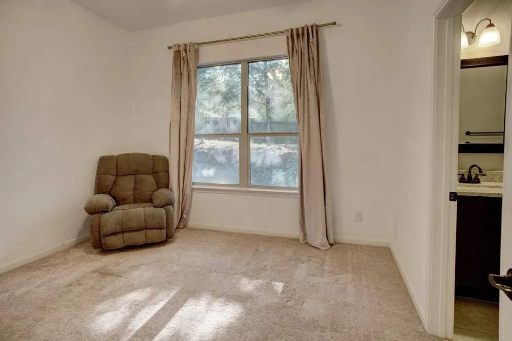 117 W Kamoi Court Bastrop, TX 78602