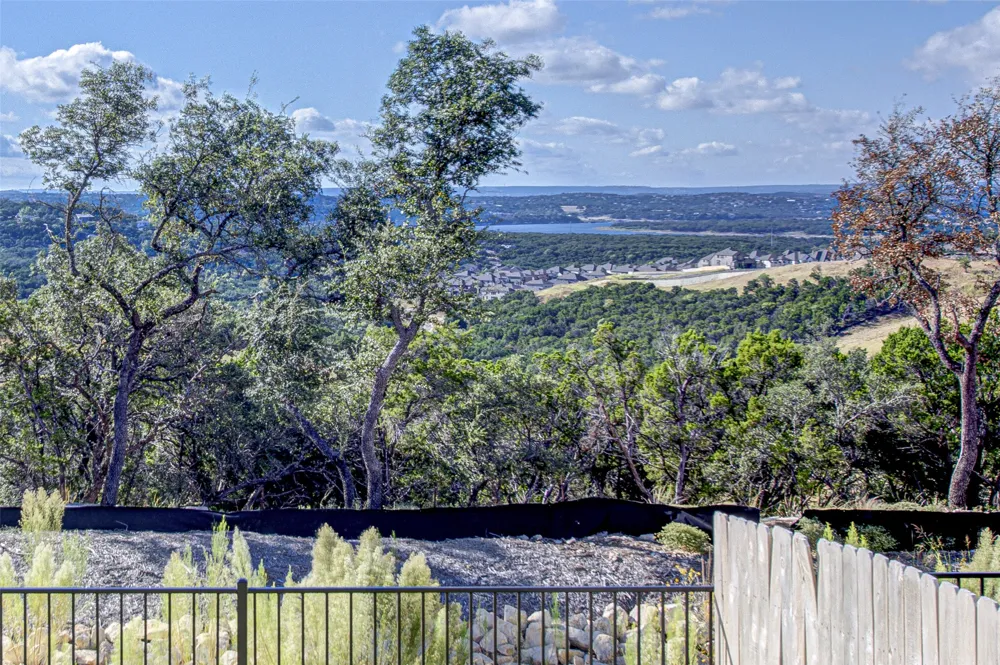 8604 Pine Muhly Drive Lago Vista, TX 78645