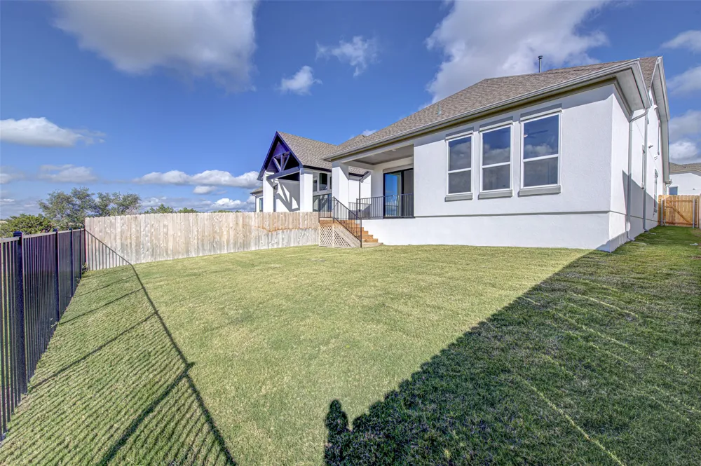 8604 Pine Muhly Drive Lago Vista, TX 78645