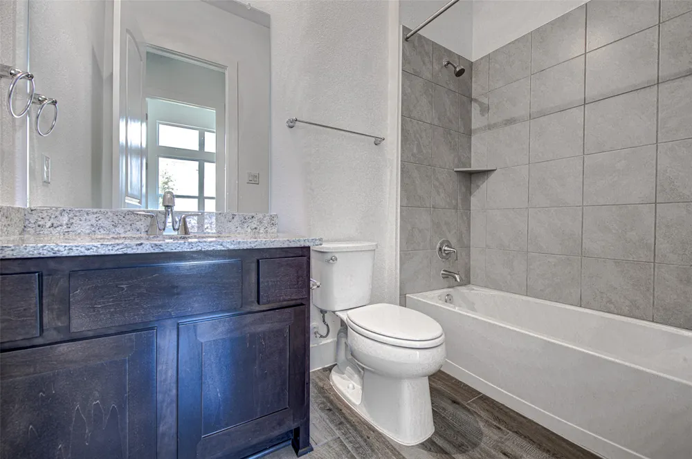 8604 Pine Muhly Drive Lago Vista, TX 78645