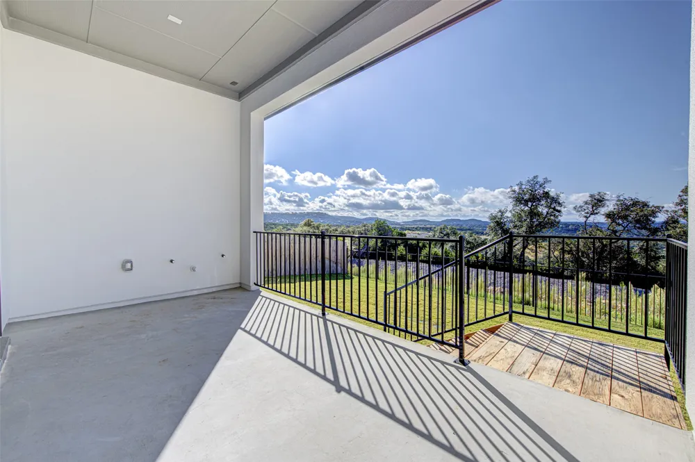 8604 Pine Muhly Drive Lago Vista, TX 78645