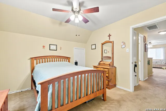 8621 Wood Falls San Antonio, TX 78251