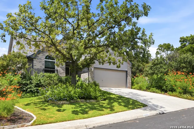 8621 Wood Falls San Antonio, TX 78251