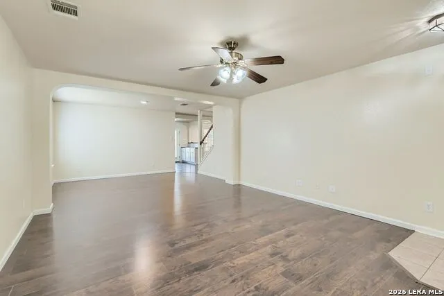 8919 Walnut Springs Universal City, TX 78148