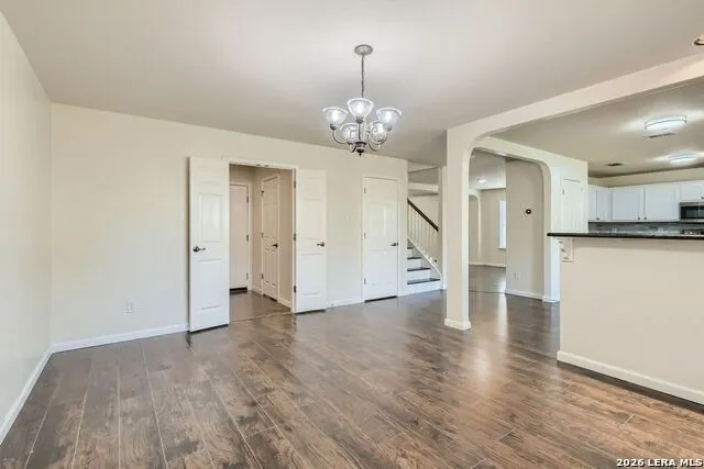 8919 Walnut Springs Universal City, TX 78148