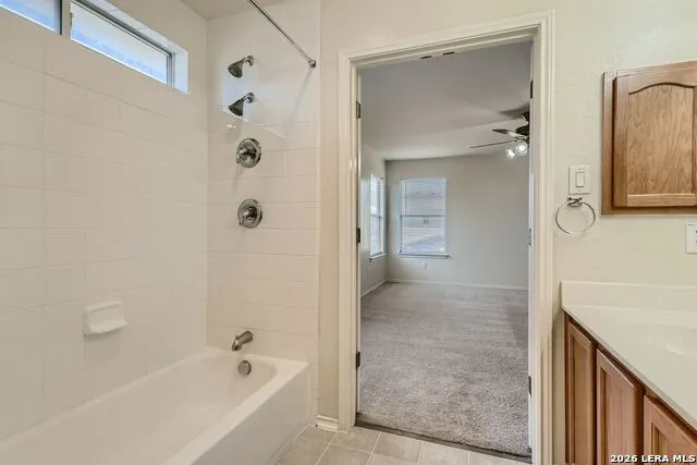 8919 Walnut Springs Universal City, TX 78148