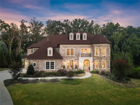 516 Founders Drive E