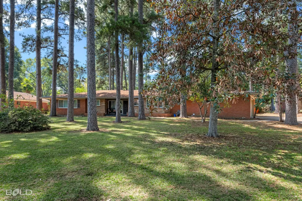 1907 S Brookwood Drive Shreveport, LA 71118