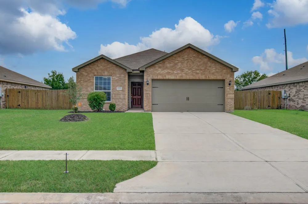 1222 Paradise Found Drive Iowa Colony, TX 77583