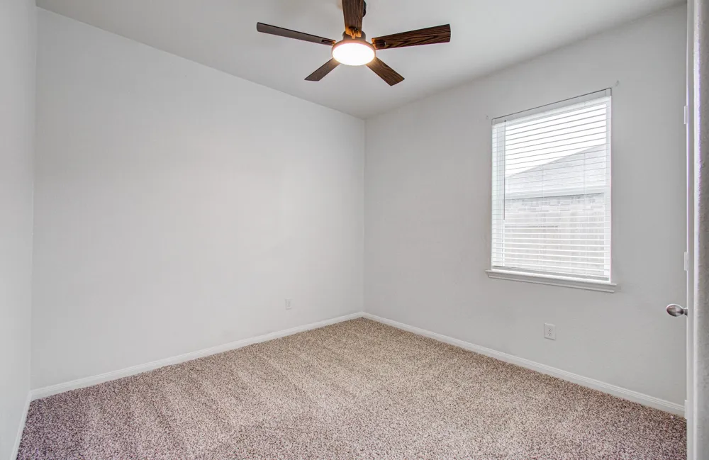 1222 Paradise Found Drive Iowa Colony, TX 77583