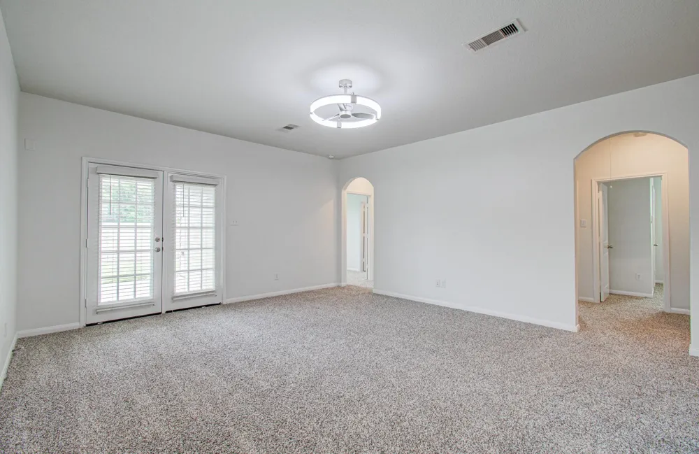 1222 Paradise Found Drive Iowa Colony, TX 77583
