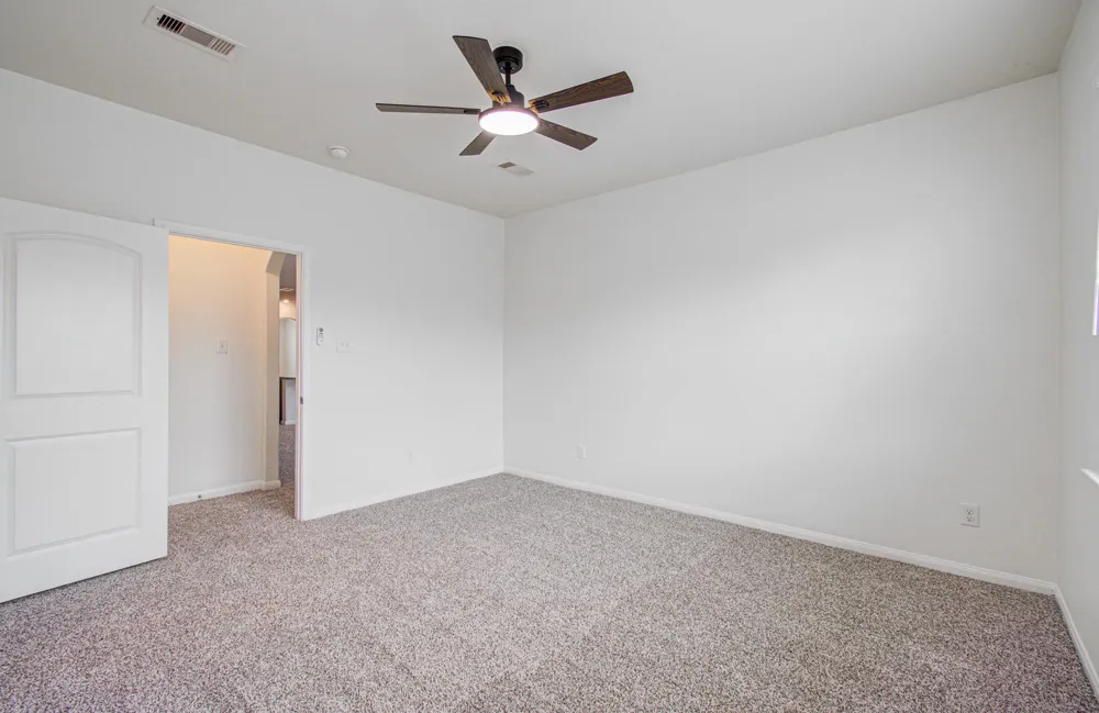 1222 Paradise Found Drive Iowa Colony, TX 77583