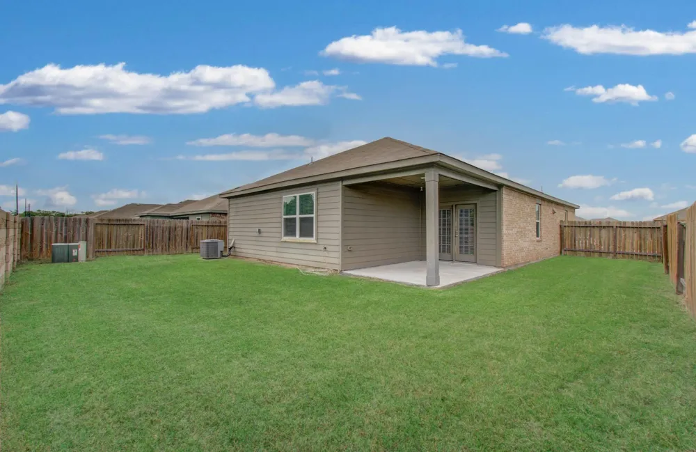 1222 Paradise Found Drive Iowa Colony, TX 77583