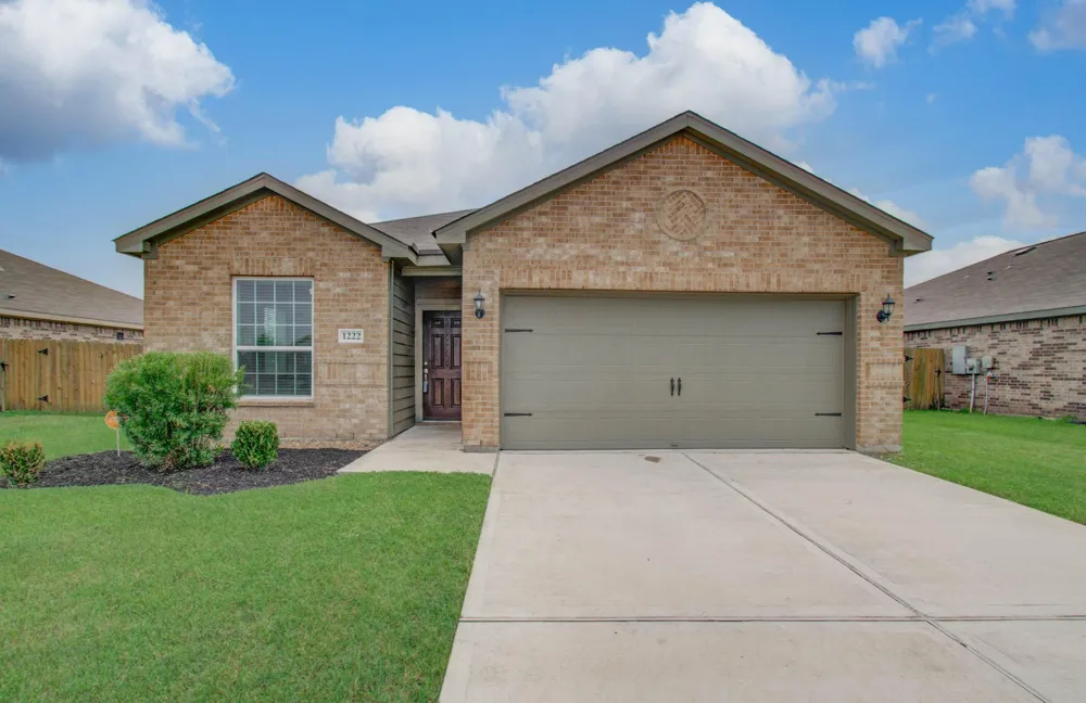 1222 Paradise Found Drive Iowa Colony, TX 77583