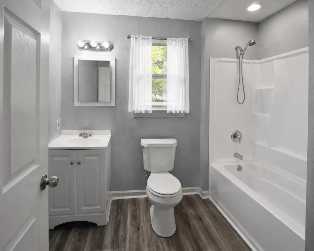 713 S Fenner Avenue Cleveland, TX 77327