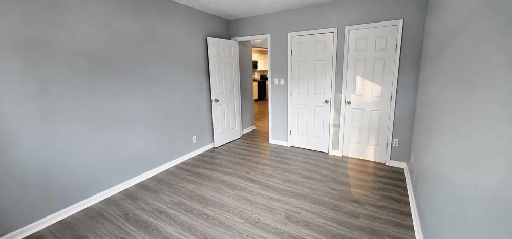 713 S Fenner Avenue Cleveland, TX 77327