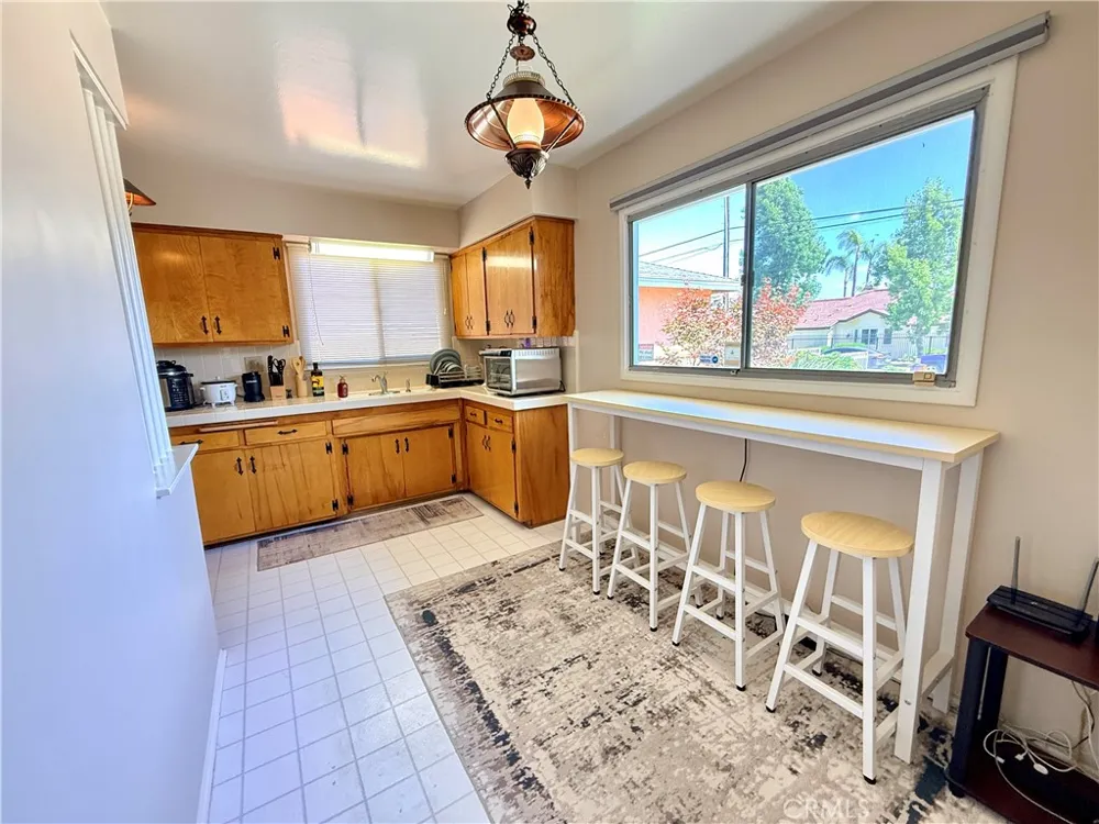 243 E Harrison Pomona, CA 91767