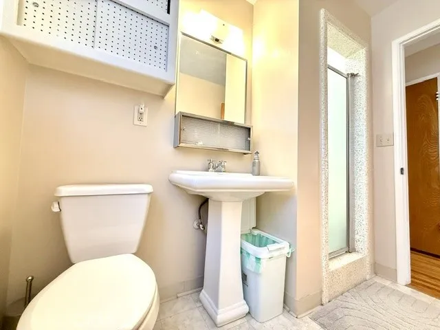 243 E Harrison Pomona, CA 91767