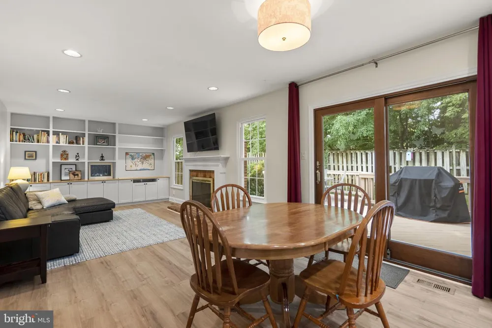 2704 LINDENWOOD DRIVE Olney, MD 20832