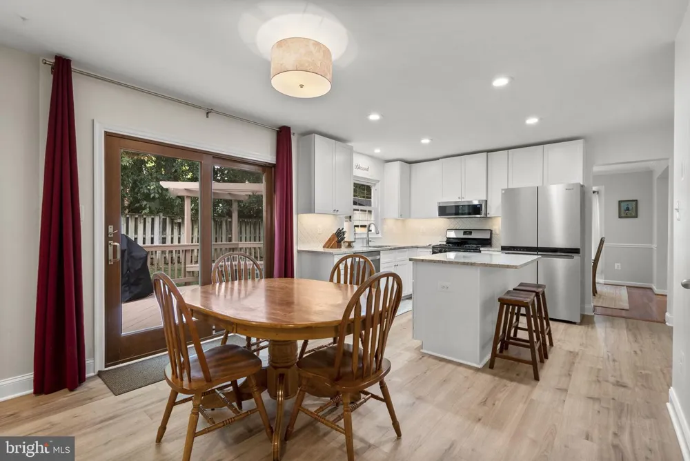 2704 LINDENWOOD DRIVE Olney, MD 20832