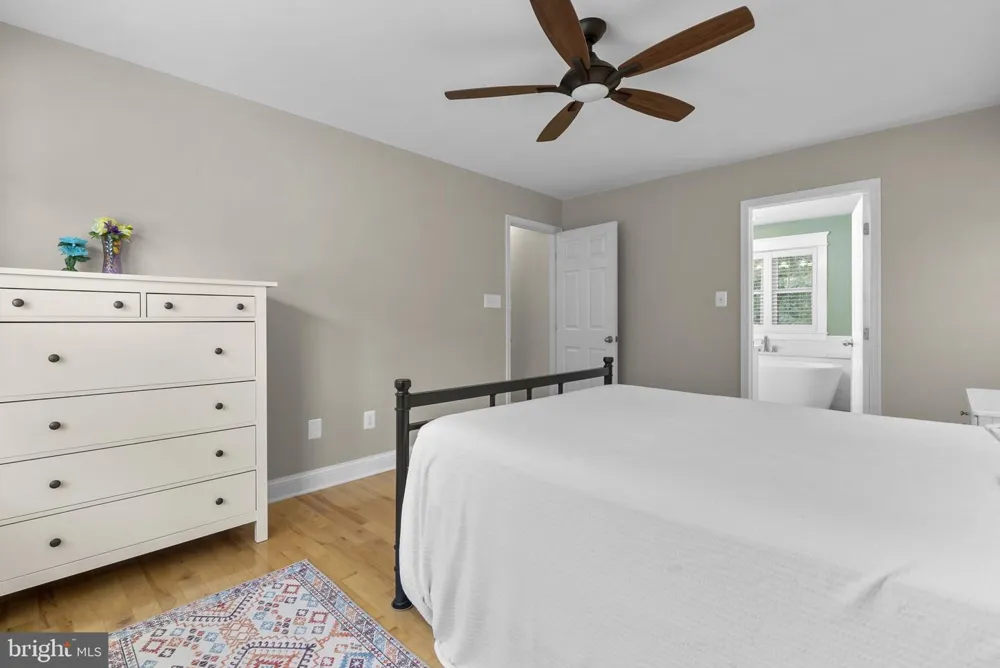 2704 LINDENWOOD DRIVE Olney, MD 20832