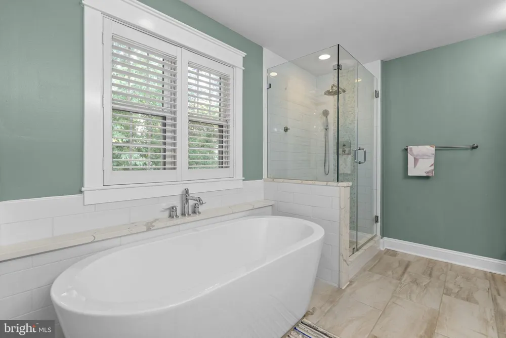 2704 LINDENWOOD DRIVE Olney, MD 20832