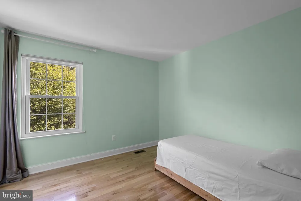 2704 LINDENWOOD DRIVE Olney, MD 20832