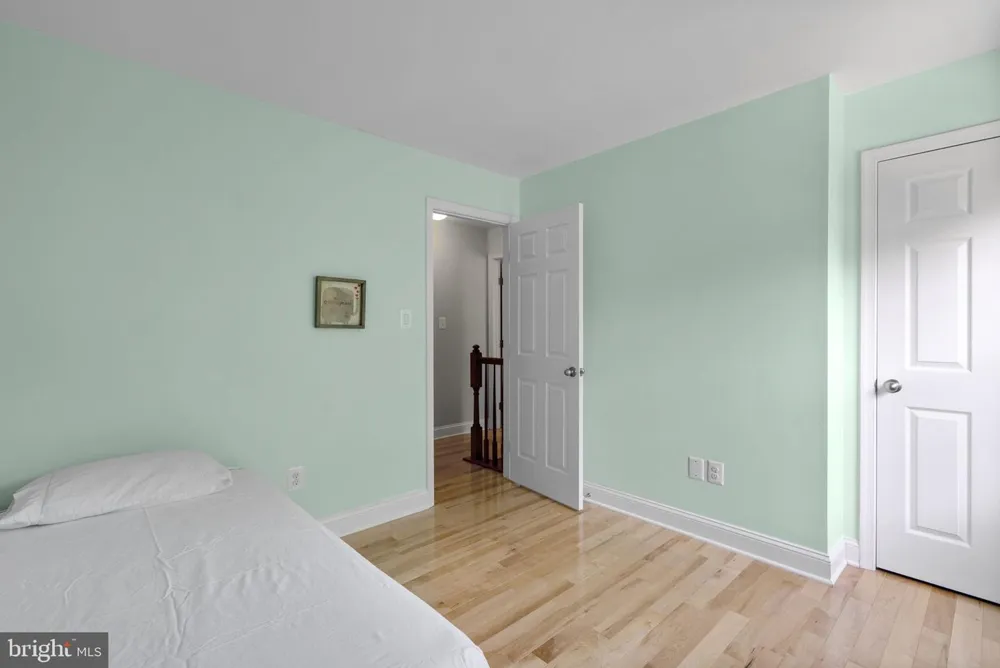 2704 LINDENWOOD DRIVE Olney, MD 20832