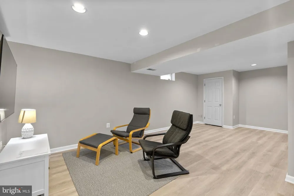 2704 LINDENWOOD DRIVE Olney, MD 20832
