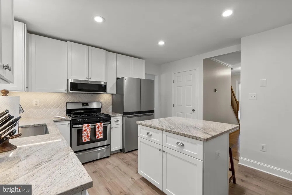 2704 LINDENWOOD DRIVE Olney, MD 20832